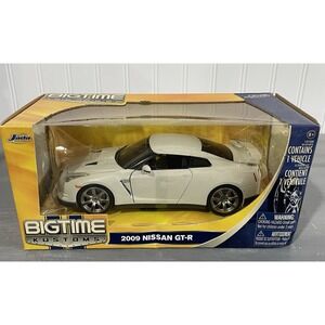 Jada Toys Bigtime Kustoms 1:24 Scale 2009‎ Nissan GT-R White Diecast Sealed Box